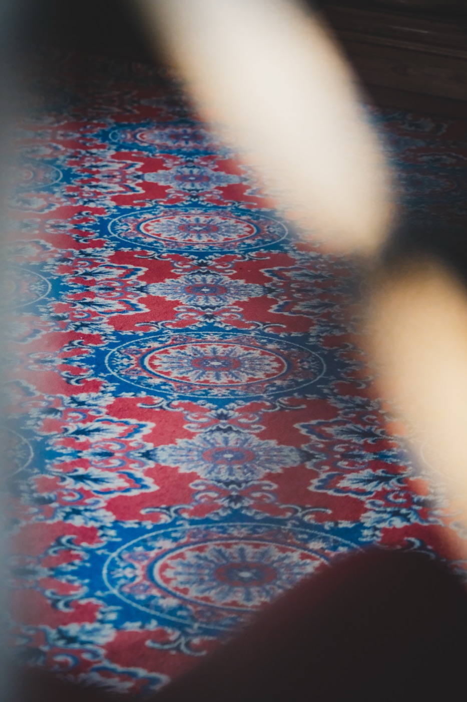 Ambiance générale, intégration du tapis au décor de l'hôtel